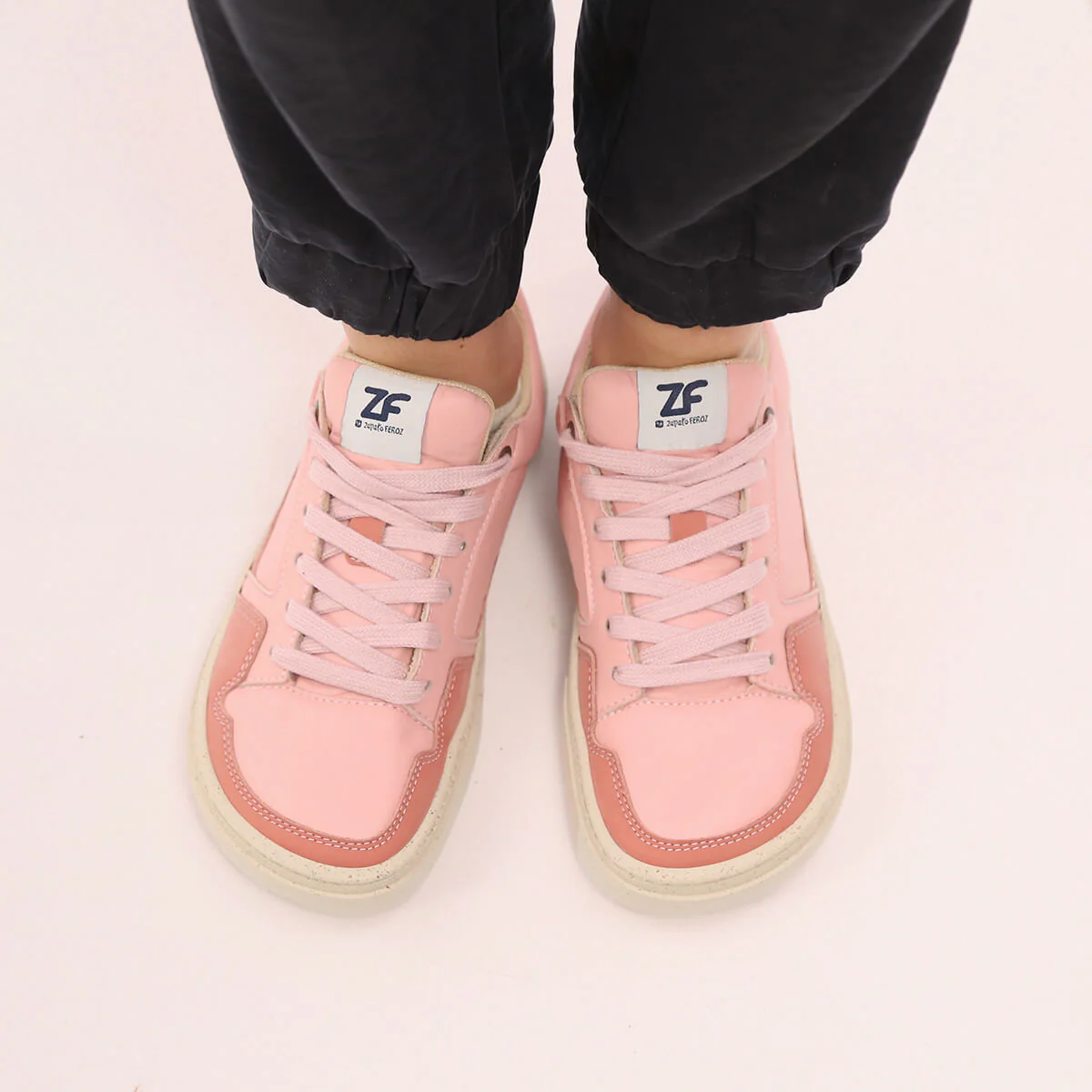 Cheste Freekers - Image 27